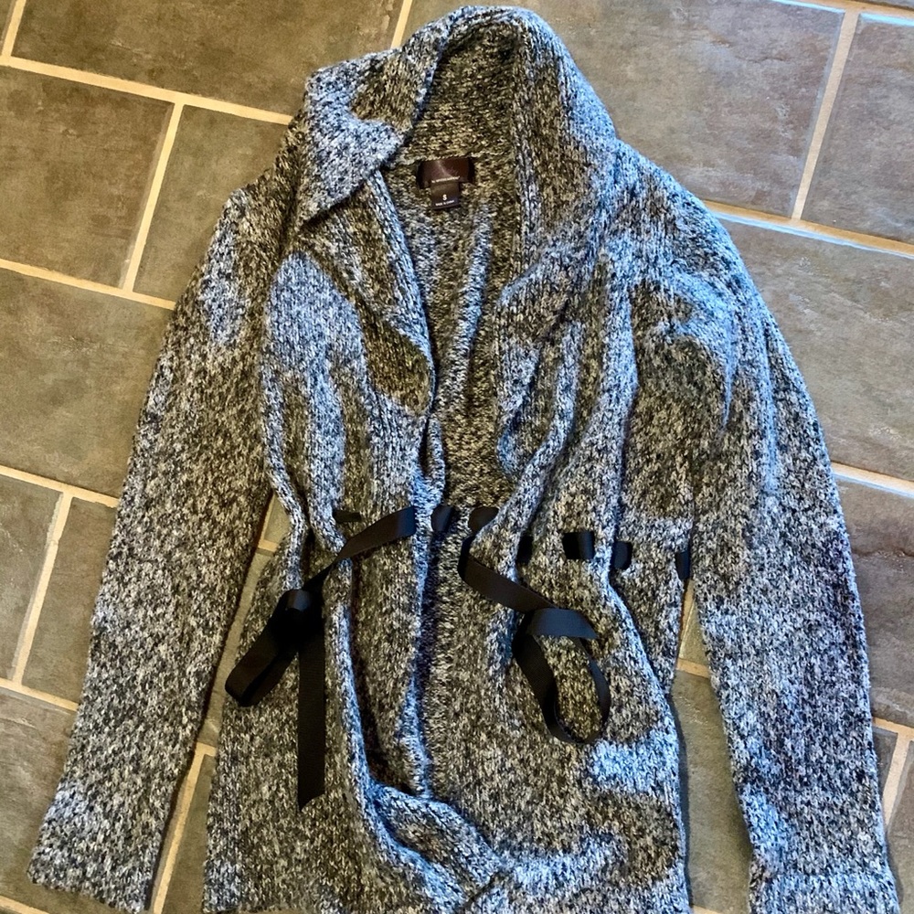 Motherhood maternity sweater